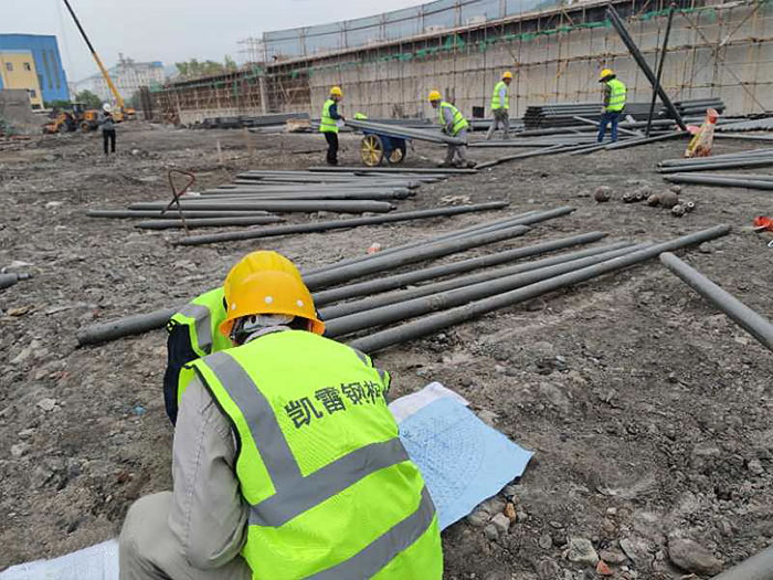 荆州螺栓球网架结构