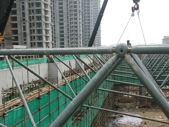 荆州国际会展中心网架